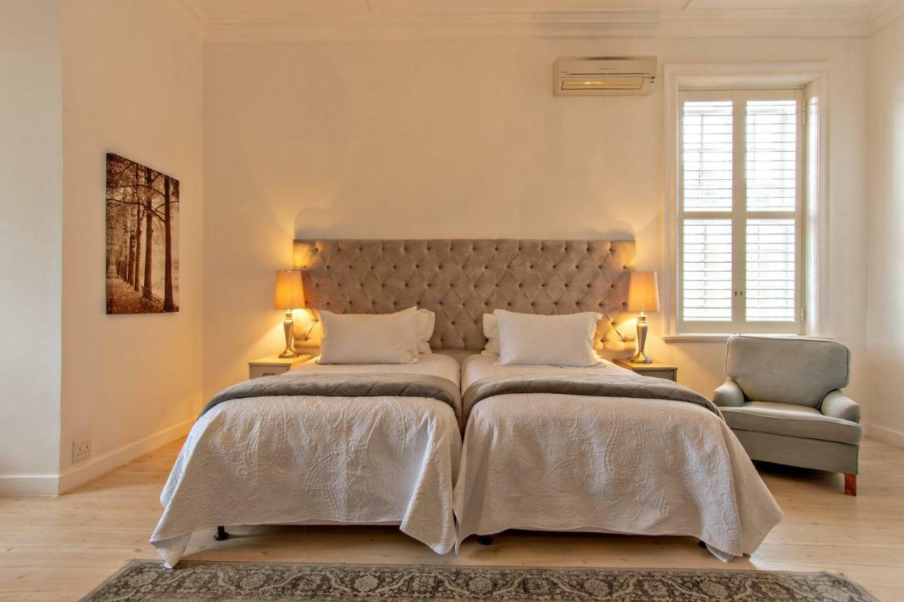 Rhonda'S Manor Boutique Guesthouse Cape Town Exterior photo